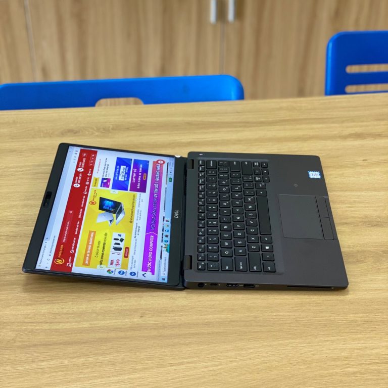 Dell Latitude 5300 – Core i5 8th Gen Laptop with 8GB DDR4 RAM and 256GB SSD - used, like new condition - with Charger and all Pakistan FREE Delivery.