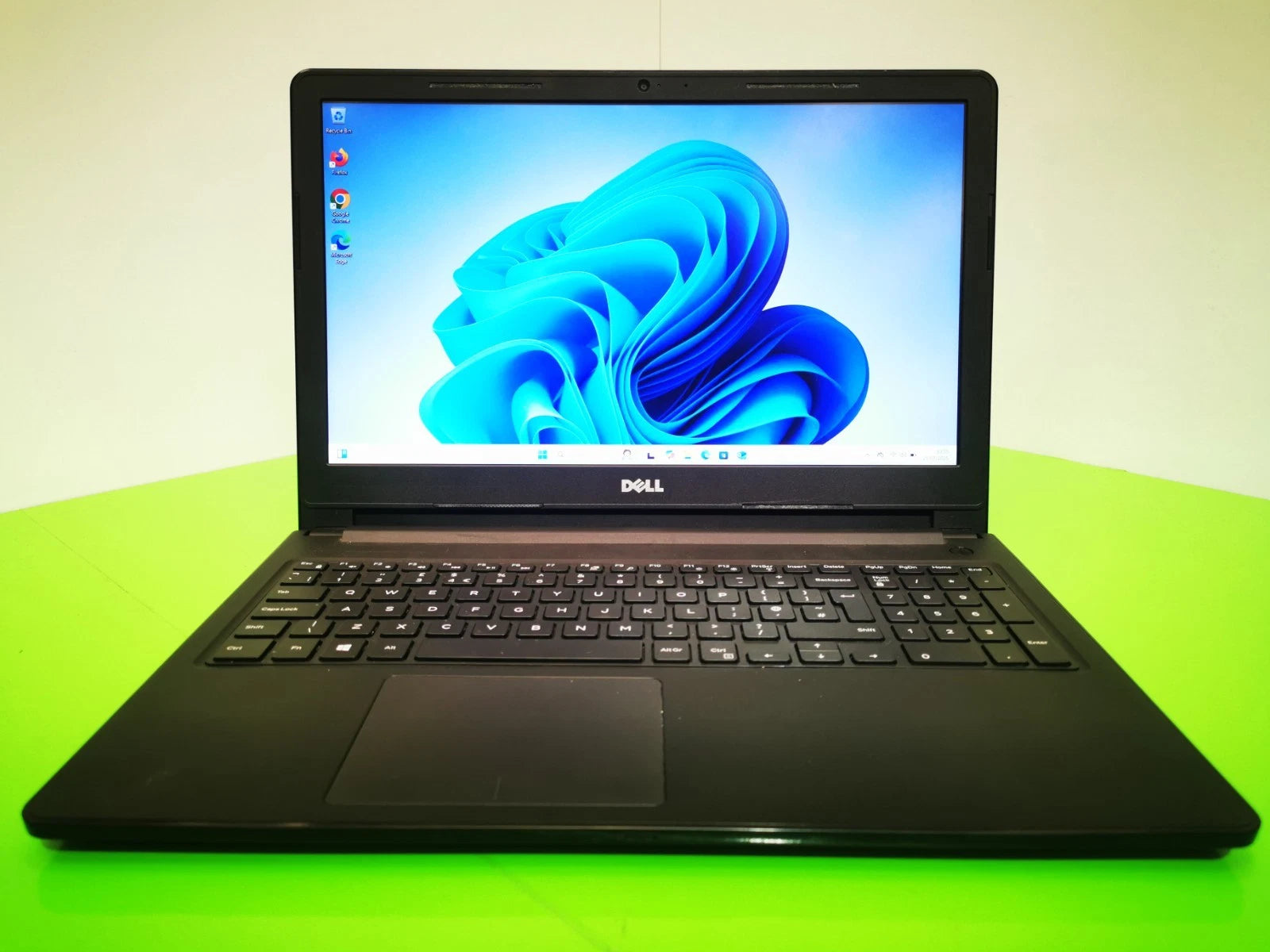 Dell Core i3 7th Gen Laptop with 8GB DDR4 RAM and 128GB SSD - used, but Good condition - with Charger and all Pakistan FREE Delivery.